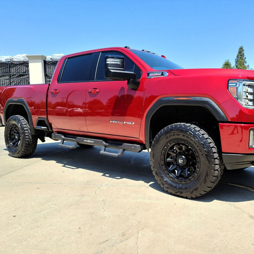 ATTITUDE MODULAR SIDE STEPS - BLACK - 2020-2022 CHEVY/GMC CREW CAB Chassis Unlimited Inc. 